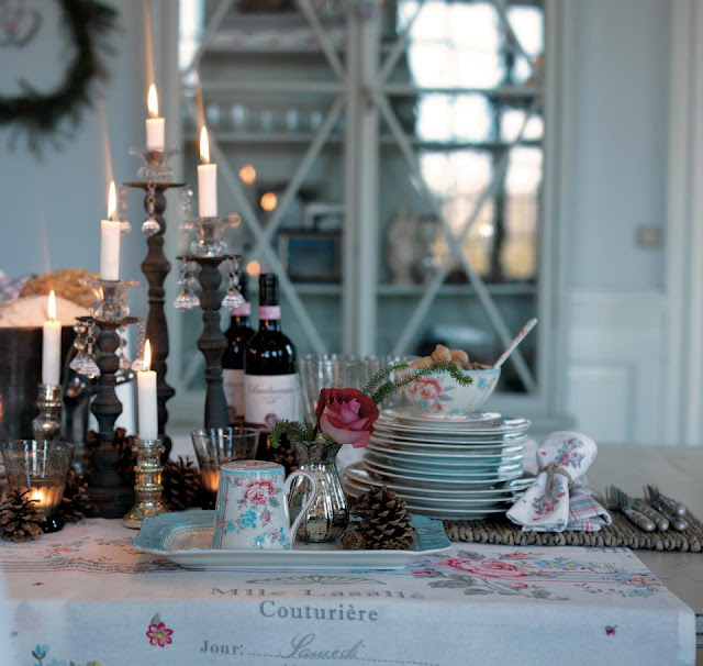 Розовое, мятное и совсем немного бирюзы....на Рождество