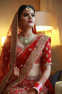 Fashion-jewellery-bridal-emerald-kundan-necklace-set-bindya-18k-gold-jewellery-by-aamir-mannan.2ebc896c68cfa97bcc3884c429a4230b