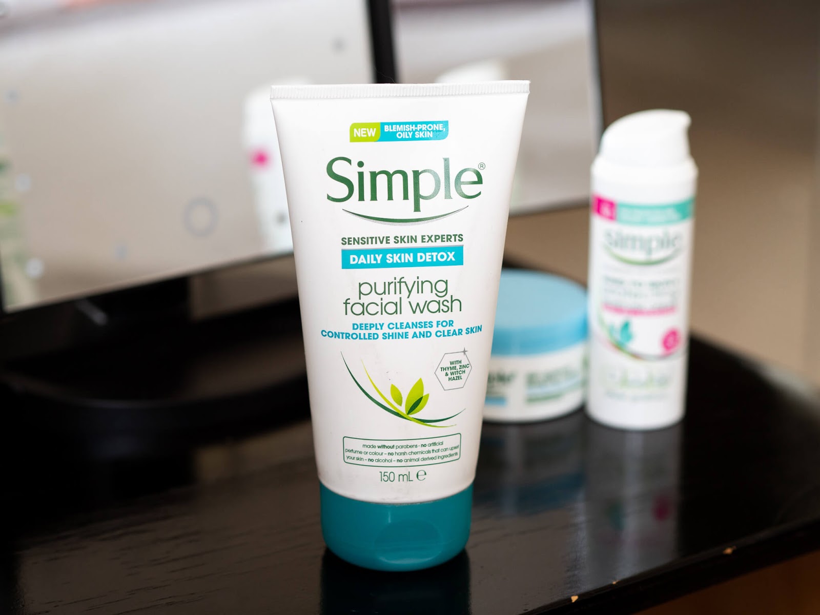  Simple Detox Purifying face wash