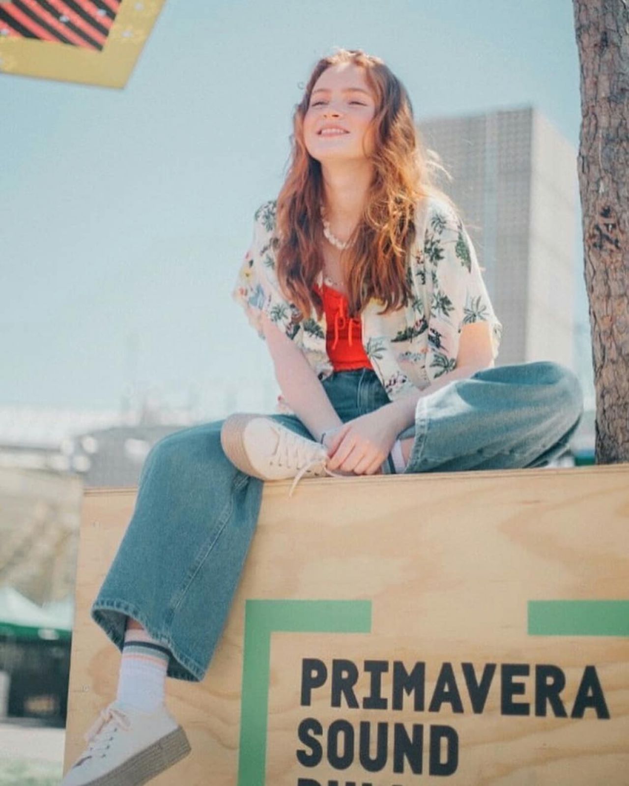 labels sadie sink share
