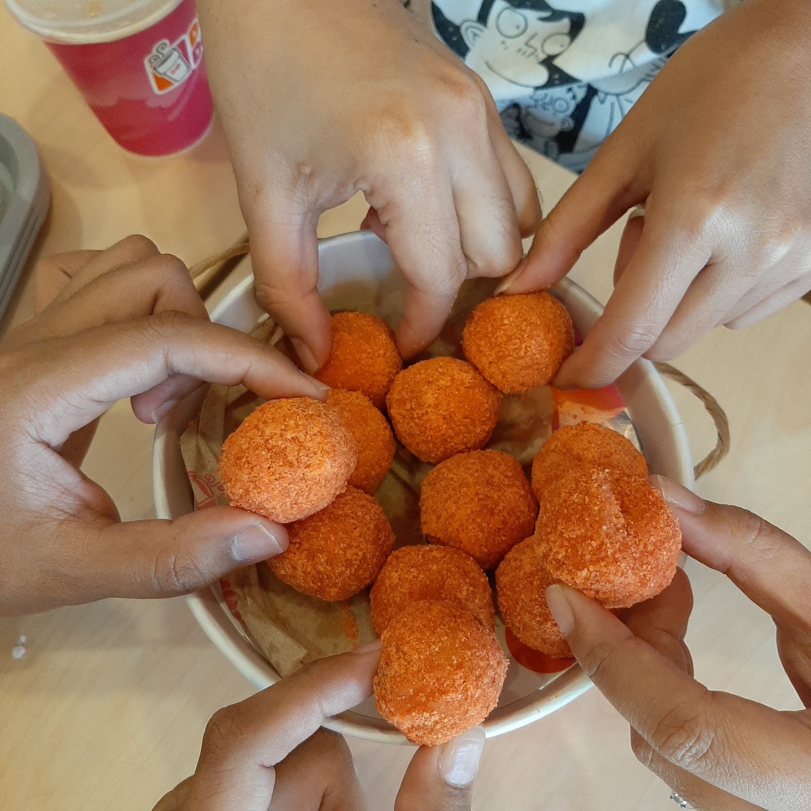 Dunkin' Coffee Day A Filling of Good Vibes