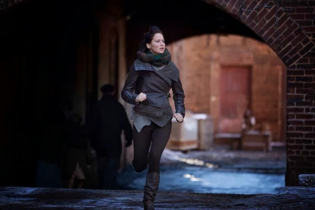 Jennifer Lawrence Fansite New Behind The Scenes Photos And Stills From