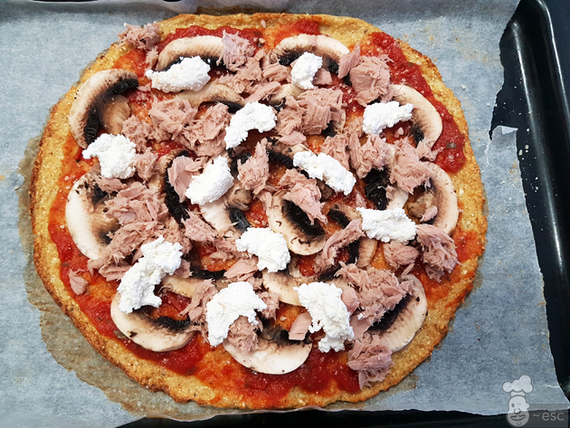 Pizza con base de coliflor paso 3