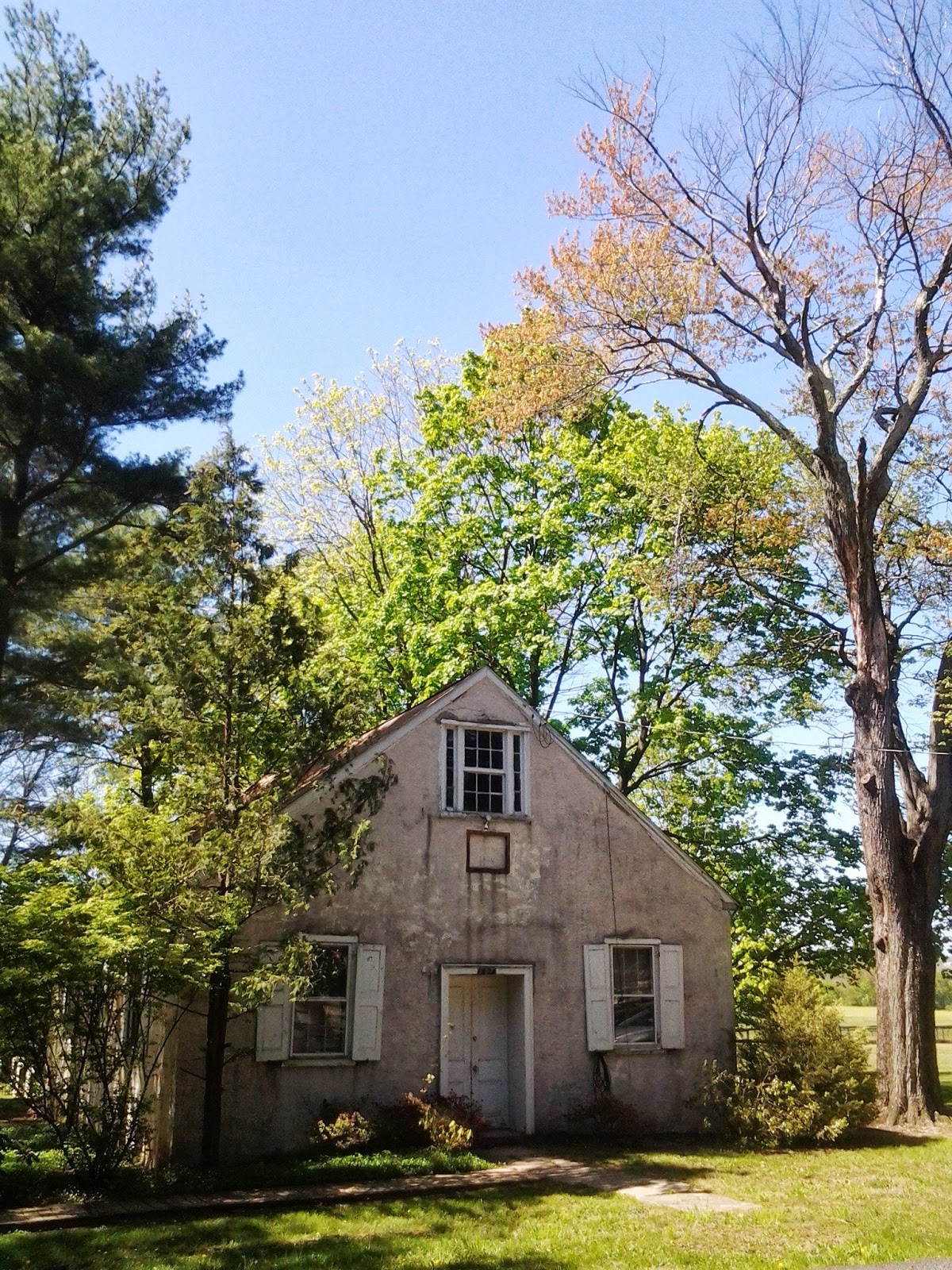 17C American Colonial Women Escaping to America Persecution German