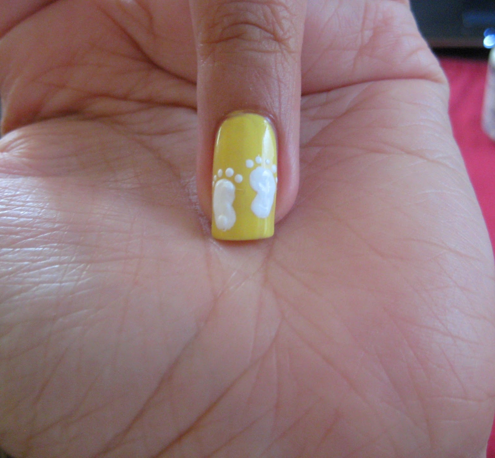 5 Finger Discount Cute Holiday Nail Art on a budget Baby Footprint Nail Art