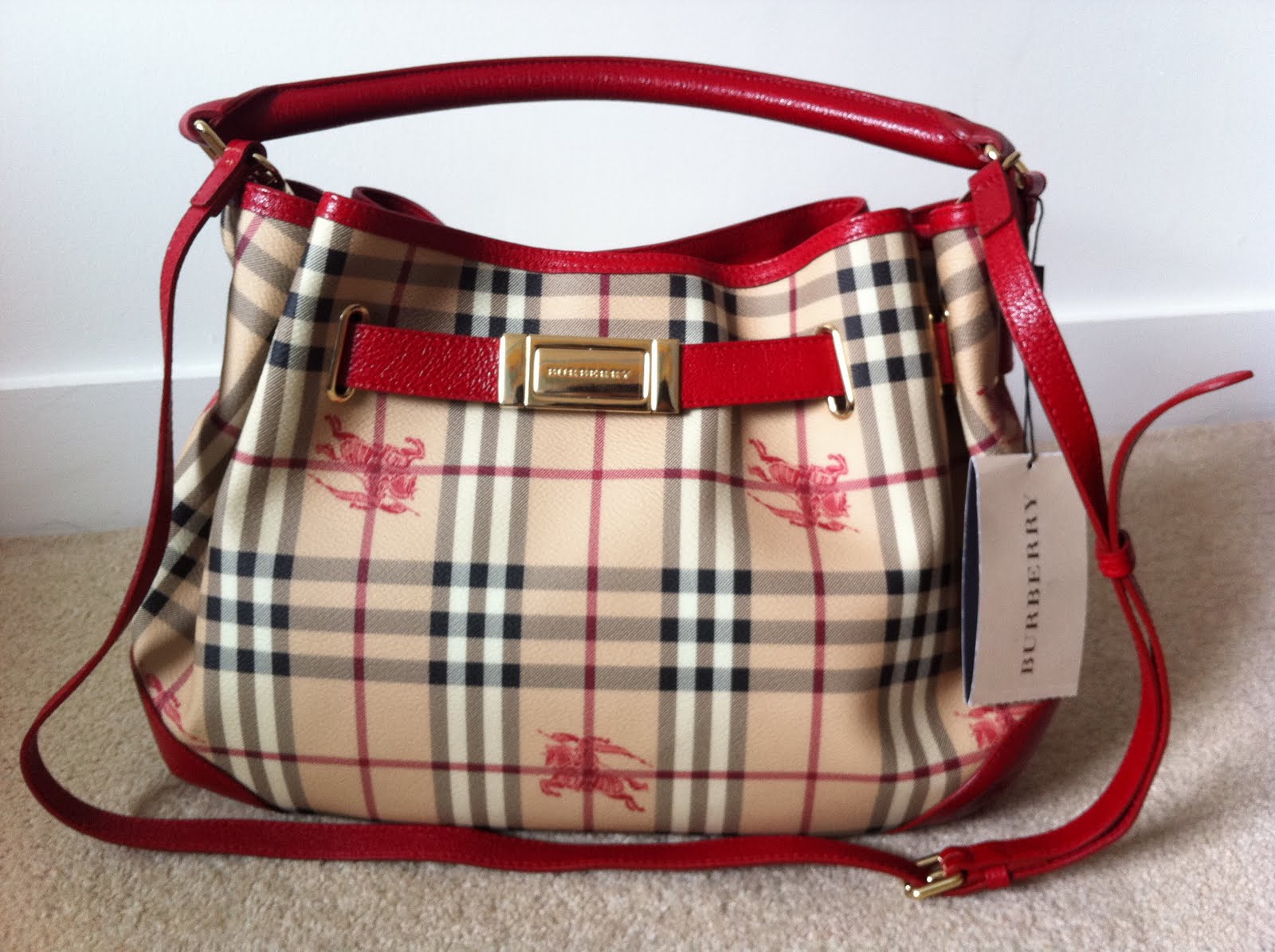 Burberry New Bag IUCN Water