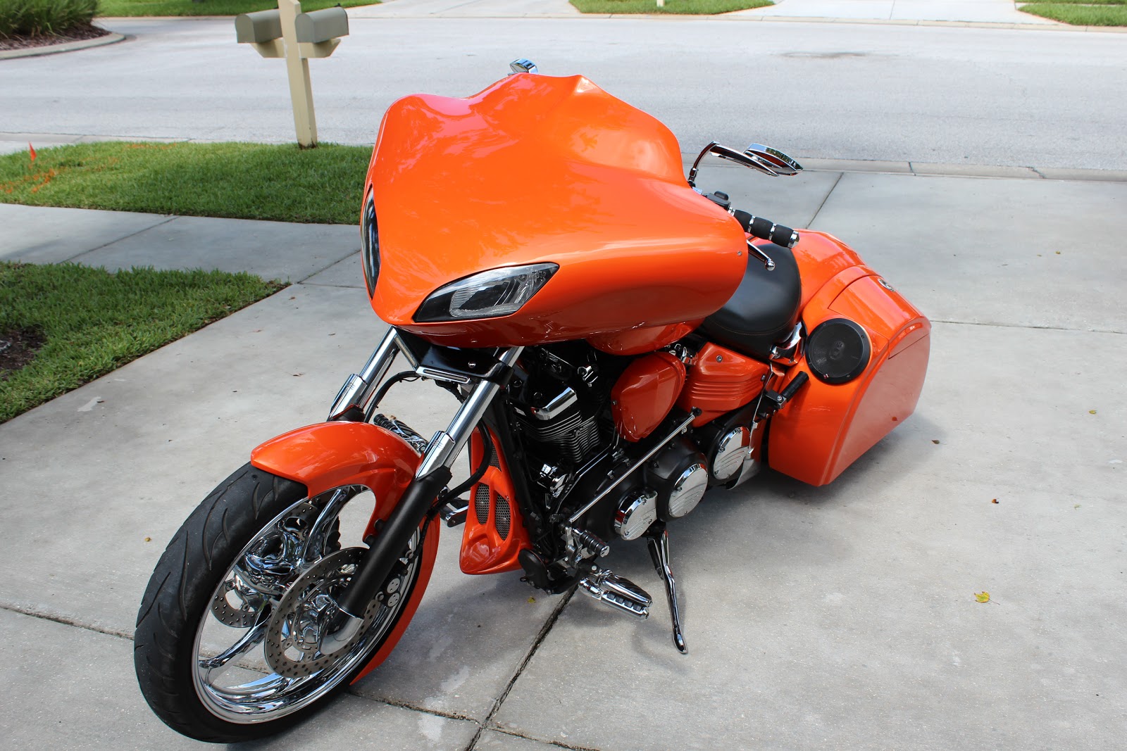 yamaha raider fairing