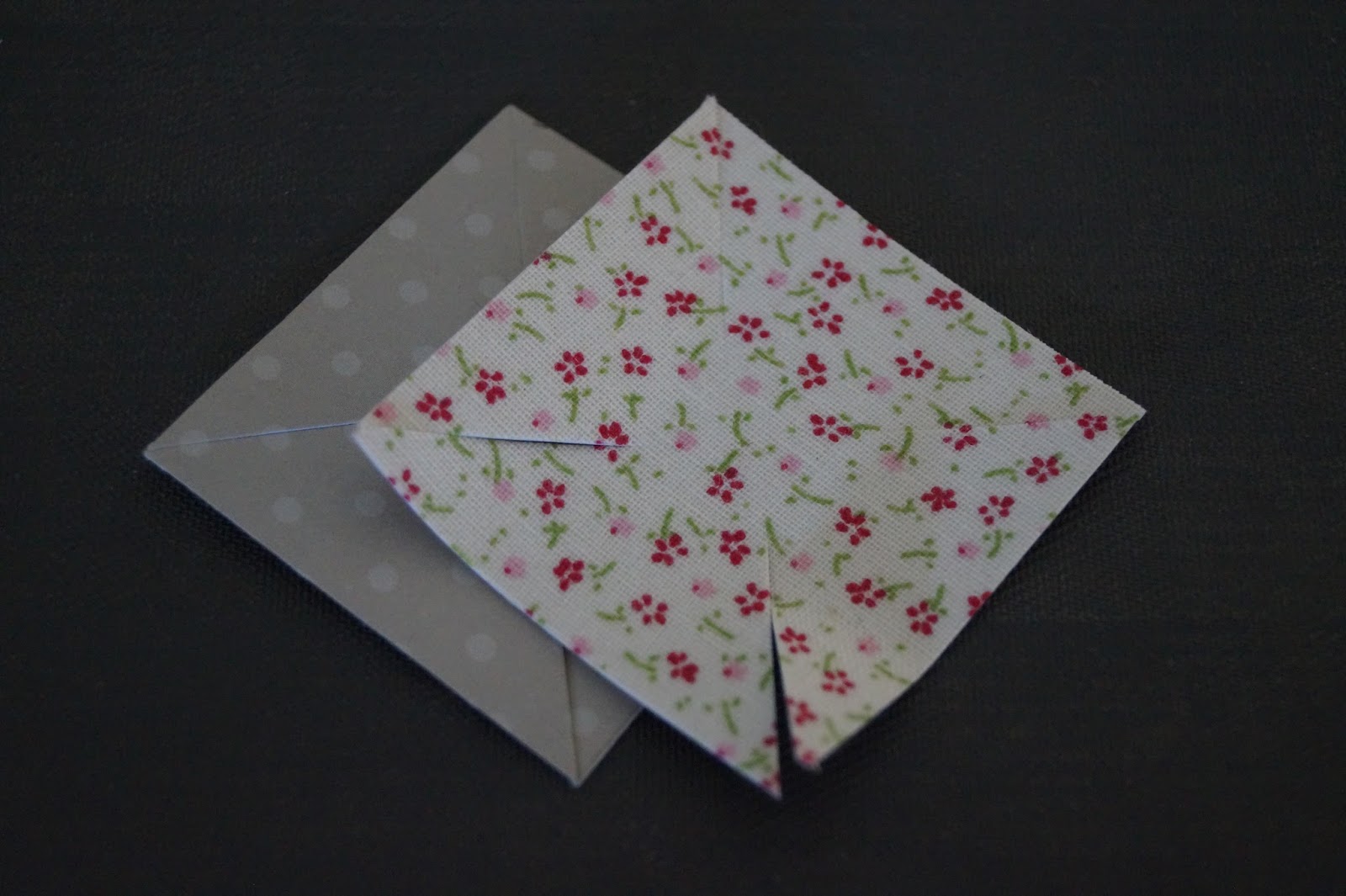 Décoration de table de baptême: thème moulin à vent