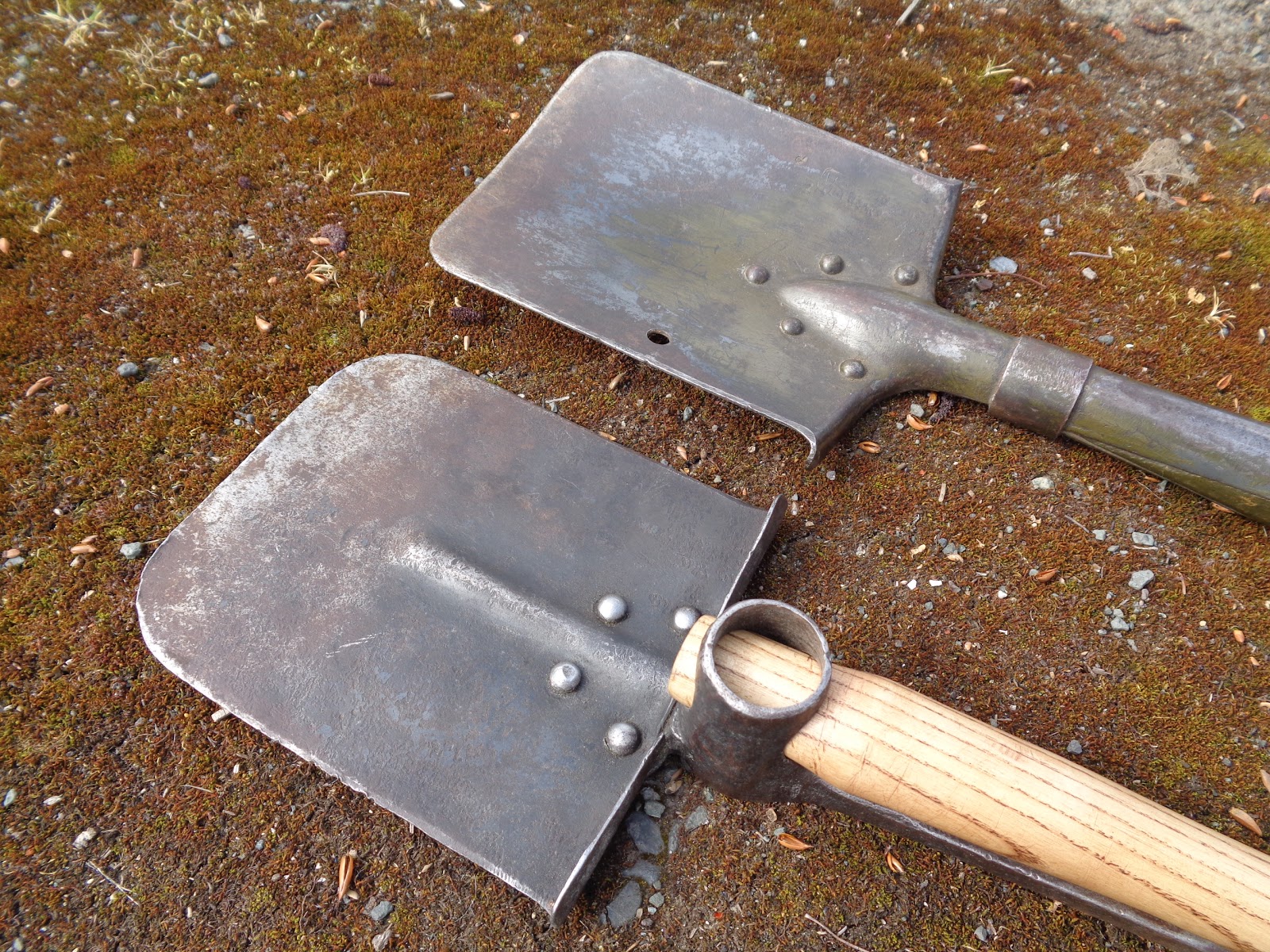 Four Bees Portuguese Entrenching Tool, Model 1909, Model 1911, Portugese Expeditionary Forces