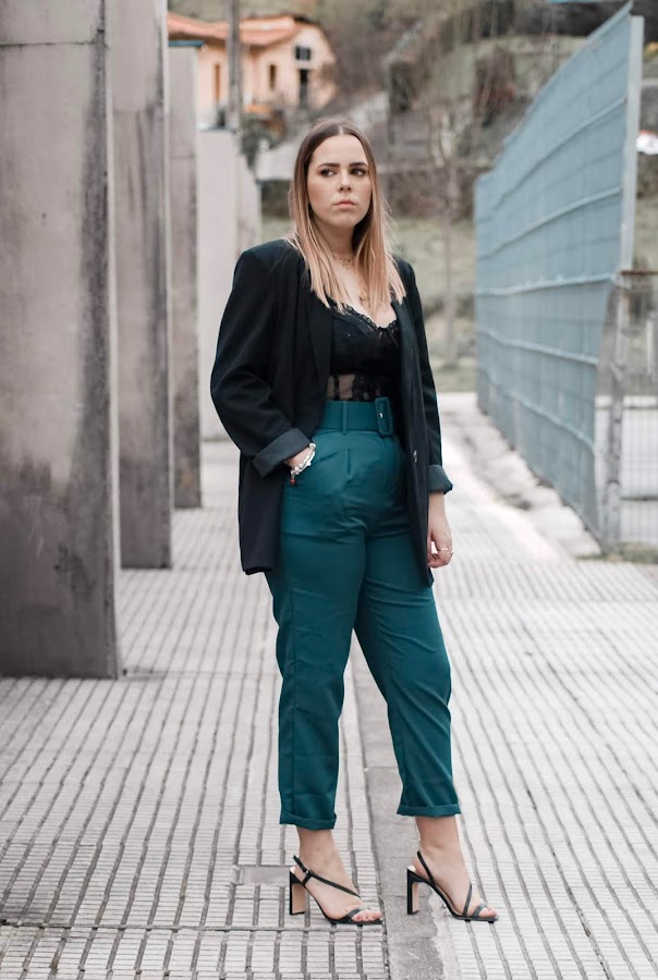 Outfit con body lencero