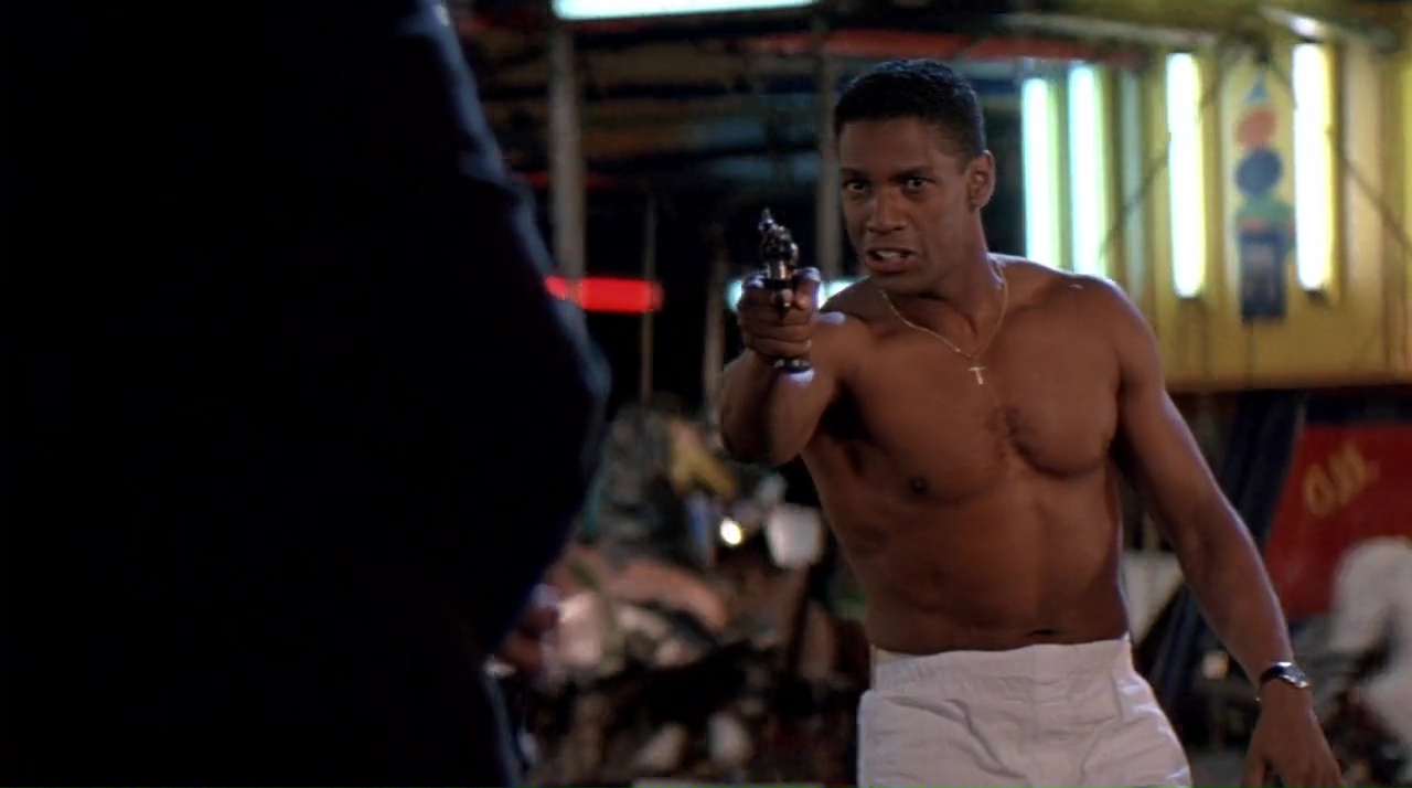 ausCAPS: Denzel Washington nude in Ricochet