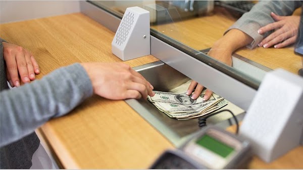 Crisis económica: récord de retiro de depósitos, ya se fueron U$S 2000 millones en una semana Crisis económica: récord de retiro de depósitos, ya se fueron U$S 2000 millones en una semana
