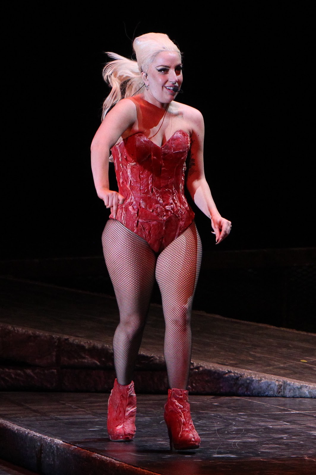 Lady gaga skinny apologise Lady gaga skinny words... super