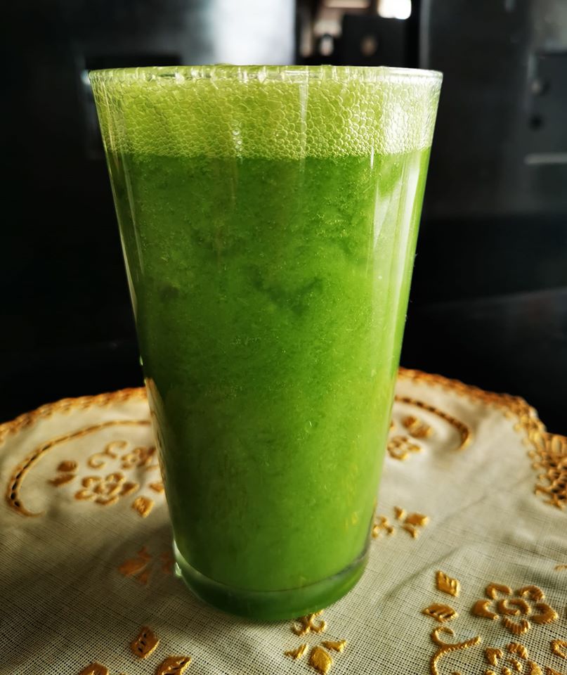 Kale Avocado Smoothie Keto Low Carb Recipes guide for keto diet