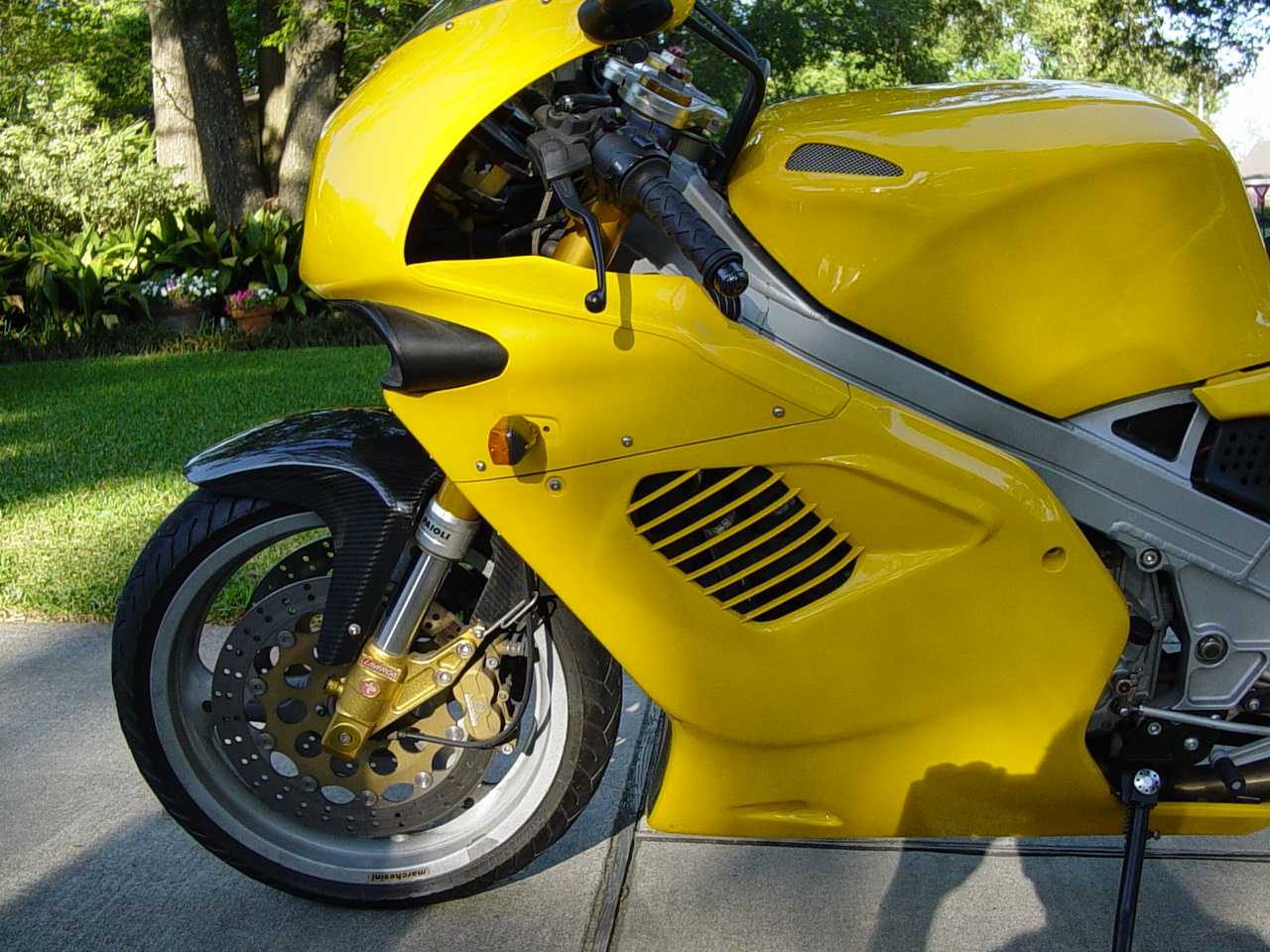 Things I Think I Think 1999 Laverda Formula 750