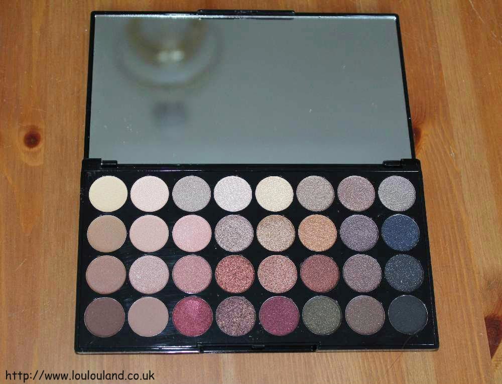 LouLouLand Make Up Revolution 32 Flawless Eyeshadow Palette Winner