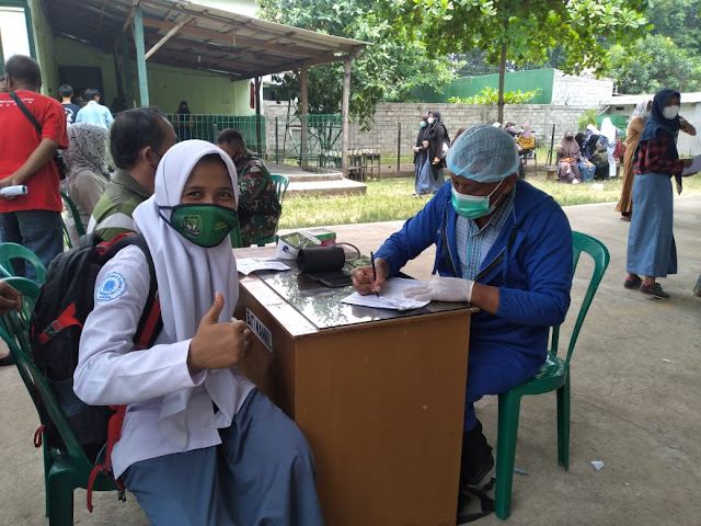 Vaksinasi Siswa SMK di Kel. Sragen Kulon Terus Digalakkan, Guna Hadapi PTM Terbatas Vaksinasi Siswa SMK di Kel. Sragen Kulon Terus Digalakkan, Guna Hadapi PTM Terbatas