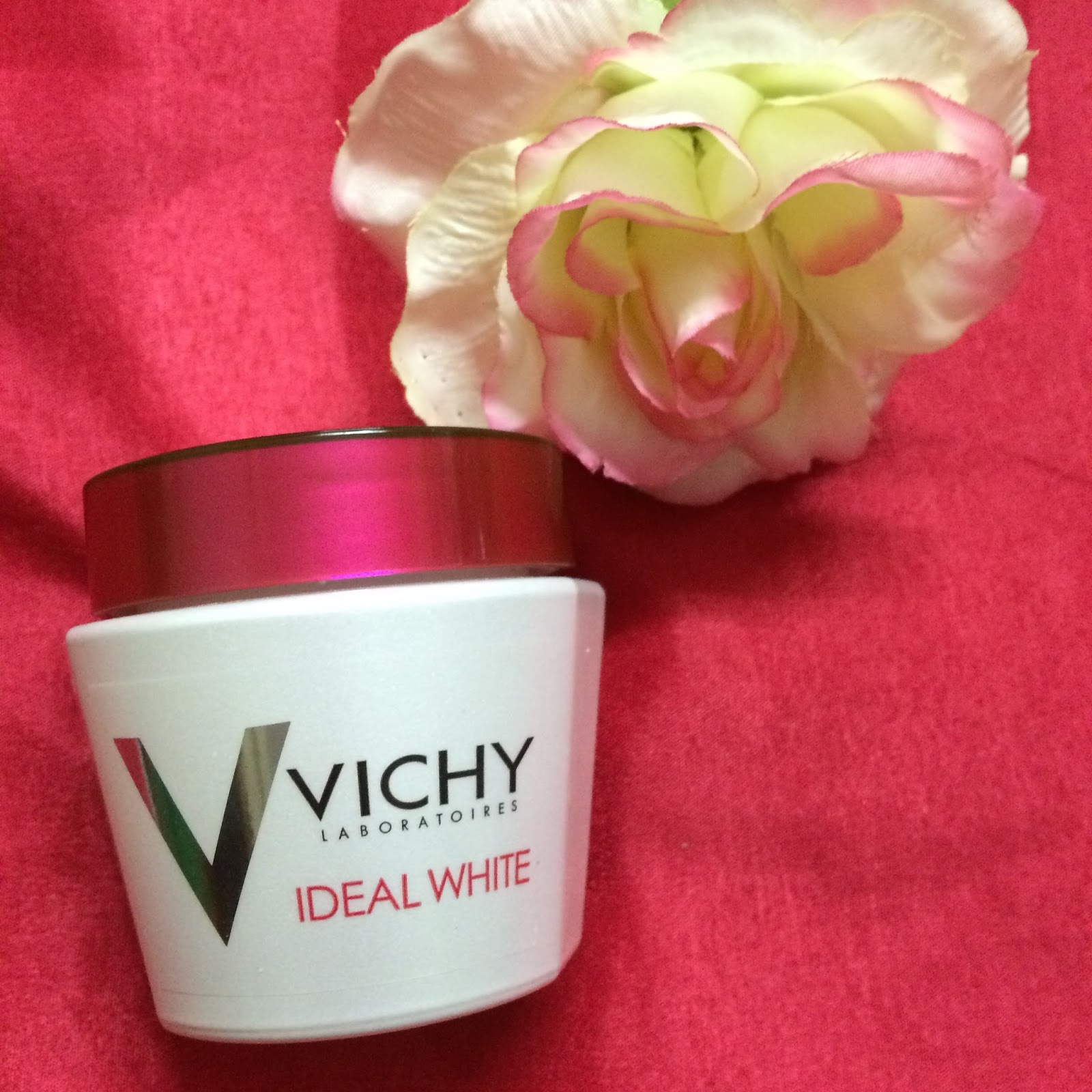Life is Beautiful!! Vichy Ideal White MetaWhitening Sleeping Mask Review