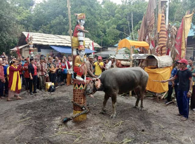 "Tiwah" - Death Ritual of the Ngaju Dayak Tribe