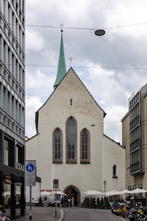 Die christkatholische Augustinerkirche unweit der Zürcher Bahnhofstrasse