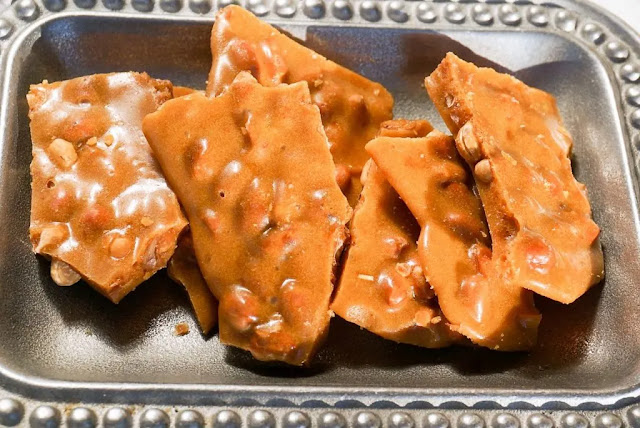 Extra Buttery Peanut Brittle