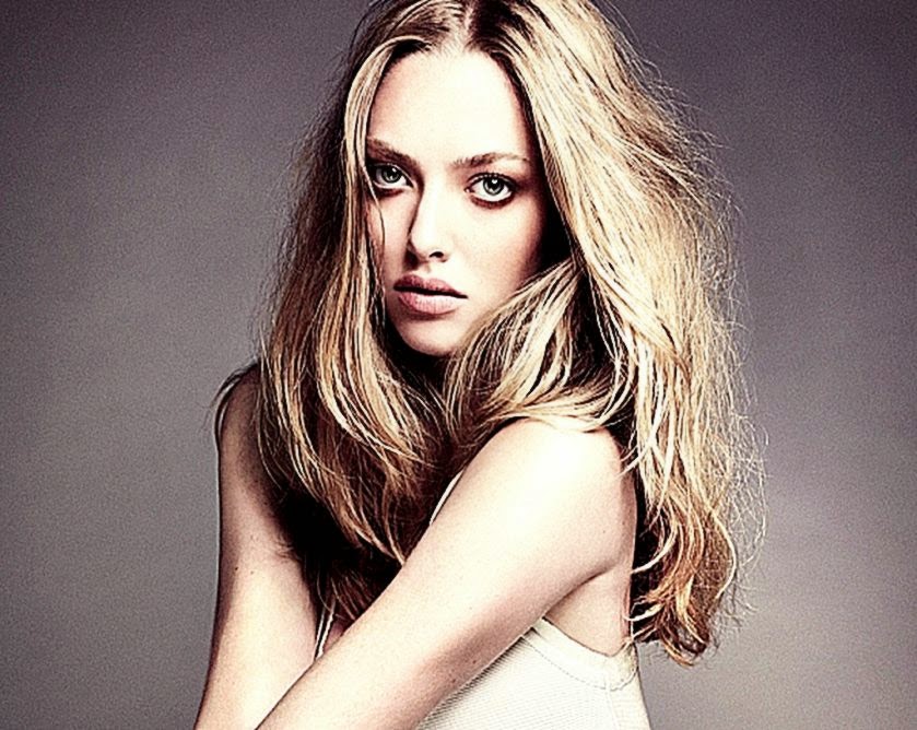 Amanda seyfried wallpaper for desktop 5  Wallpaper