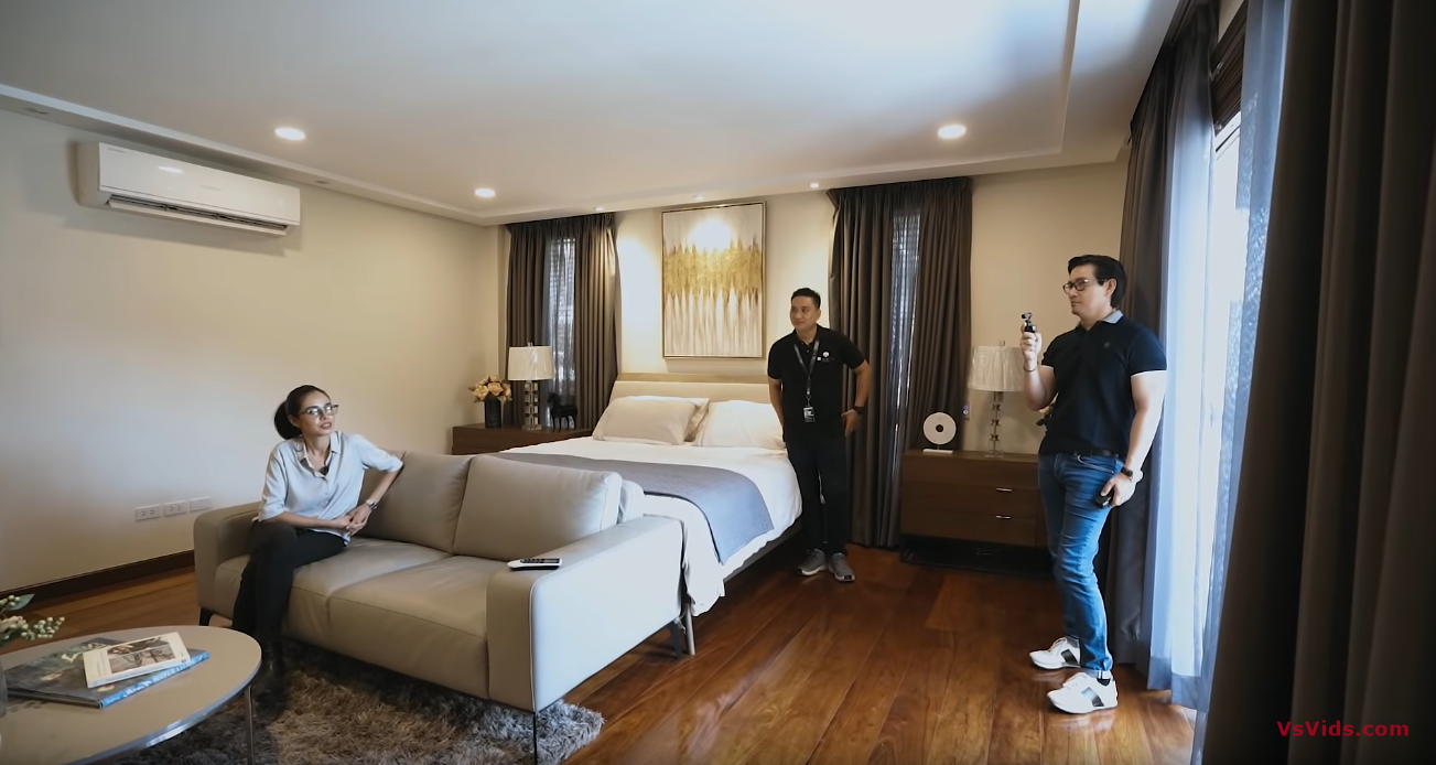 37 Photos vs. ₱20 Million House VS ₱200 Million House | Perfect Match 01 | Presello X Richard Yap - Luxury Home & Interior Design Tour 37 Photos vs. ₱20 Million House VS ₱200 Million House | Perfect Match 01 | Presello X Richard Yap - Luxury Home & Interior Design Tour