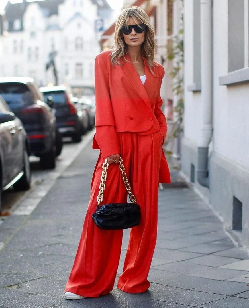 How to dress in red - 27 hottest red summer outfits for women
