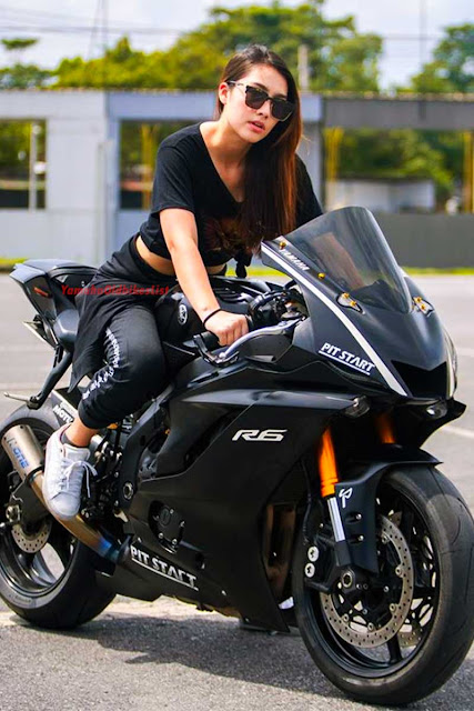 Beautiful Thailand Girl Model Hana Lewis With Yamaha R6 Bike