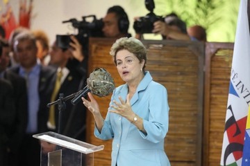 Dilma Rousseff Saúda a Mandioca do Zé Bonitinho