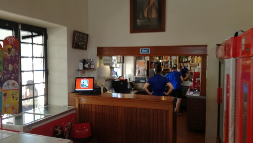 Interior do Restaurante Clube Náutico do Zêzere Interior do Restaurante Clube Náutico do Zêzere