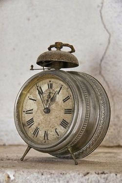 History Of Timekeeping Devices Ancient to Modern History Of Physics