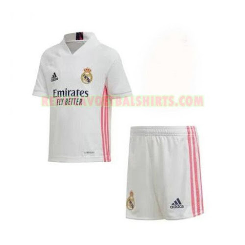 Image: https://1.bp.blogspot.com/-zAVyghmSVIk/X17MI-4CuCI/AAAAAAAAB5M/qoADytPGU7IBW7T7uaYAtfhzRmrIGafuACLcBGAsYHQ/w500-h500/real_madrid_thuis_kinderen_voetbal_shirt_2020-2021_wit.jpg