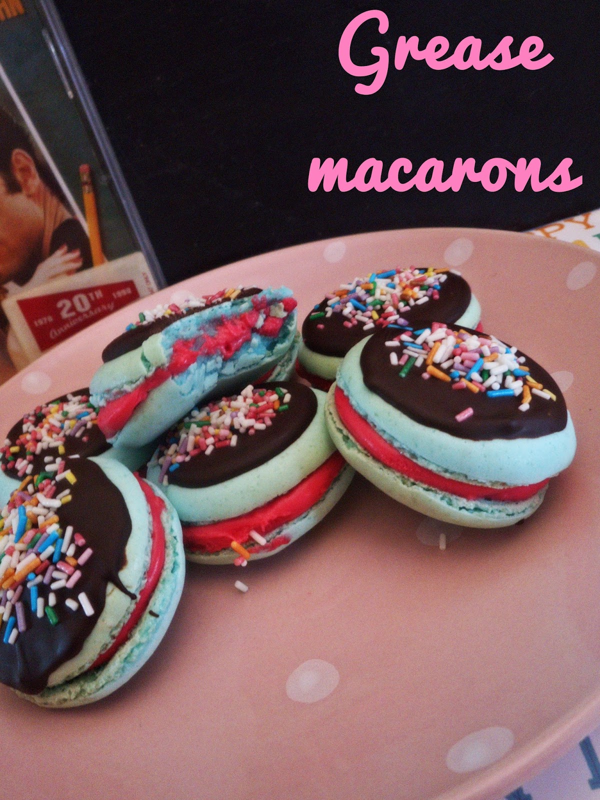 La hondonada de los dulces Reto macarons de cine....."Grease"