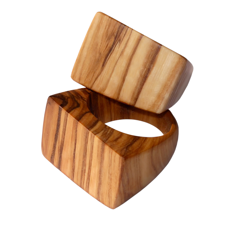 Woodwork by Pe Hand carved olive wood rings