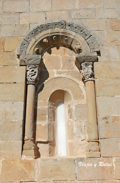 Iglesia de Santiago Apóstol, Cezura