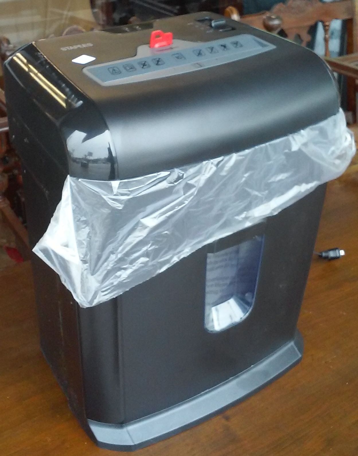 UHURU FURNITURE & COLLECTIBLES SOLD **BARGAIN BUY** 13103 Staples