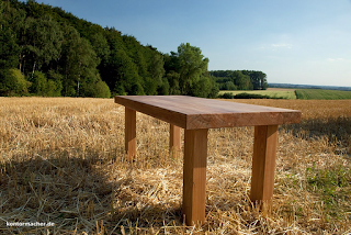 Naturholz Tisch Classic aus massiver Eiche und Kernbuche Kontormacher.de