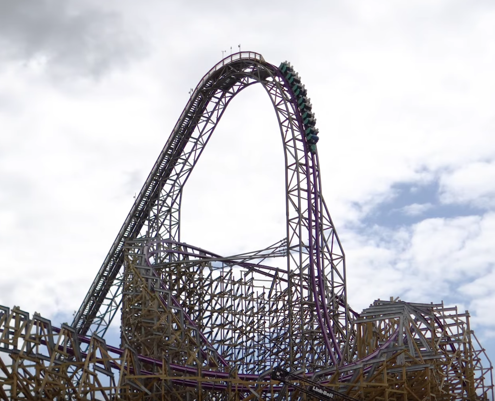 NewsPlusNotes: Iron Gwazi Has Started Testing at Busch Gardens Tampa