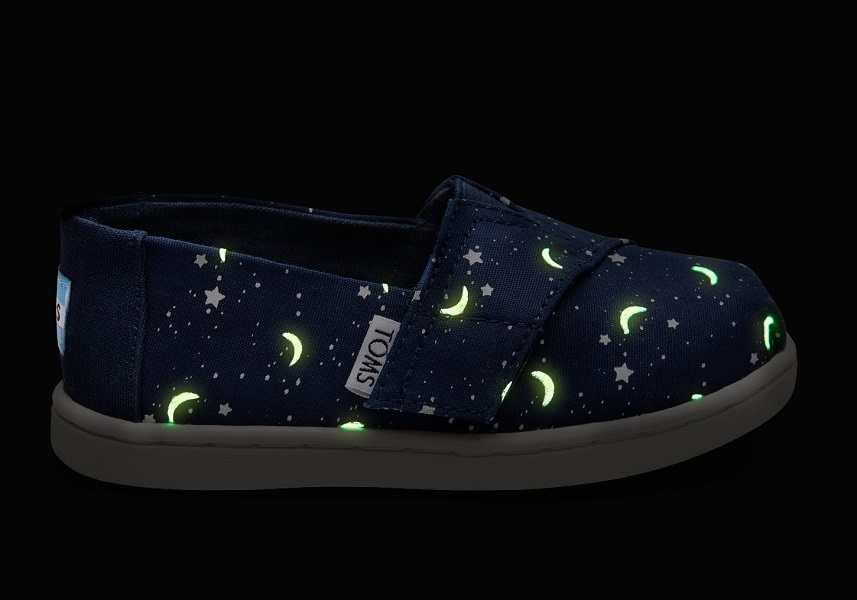 Love Up Your Feet With TOMS Shoes Sale!