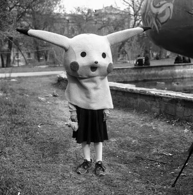 15 Vintage Portrait Photos With Creepy Animal Head Masks vintage everyday