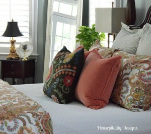 Housepitality Designs shares spring touches around her home.