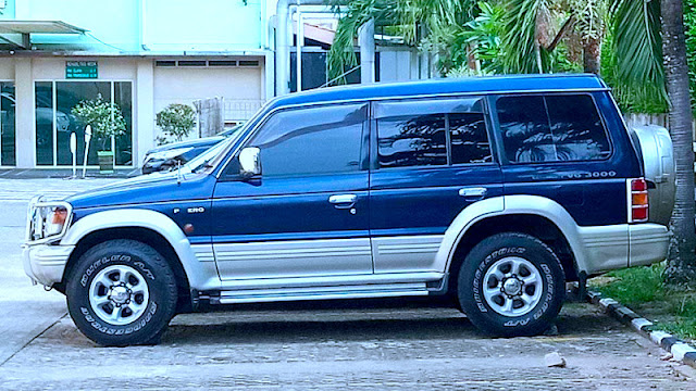 Mitsubishi Pajero V6 wagon V20 Indonesia