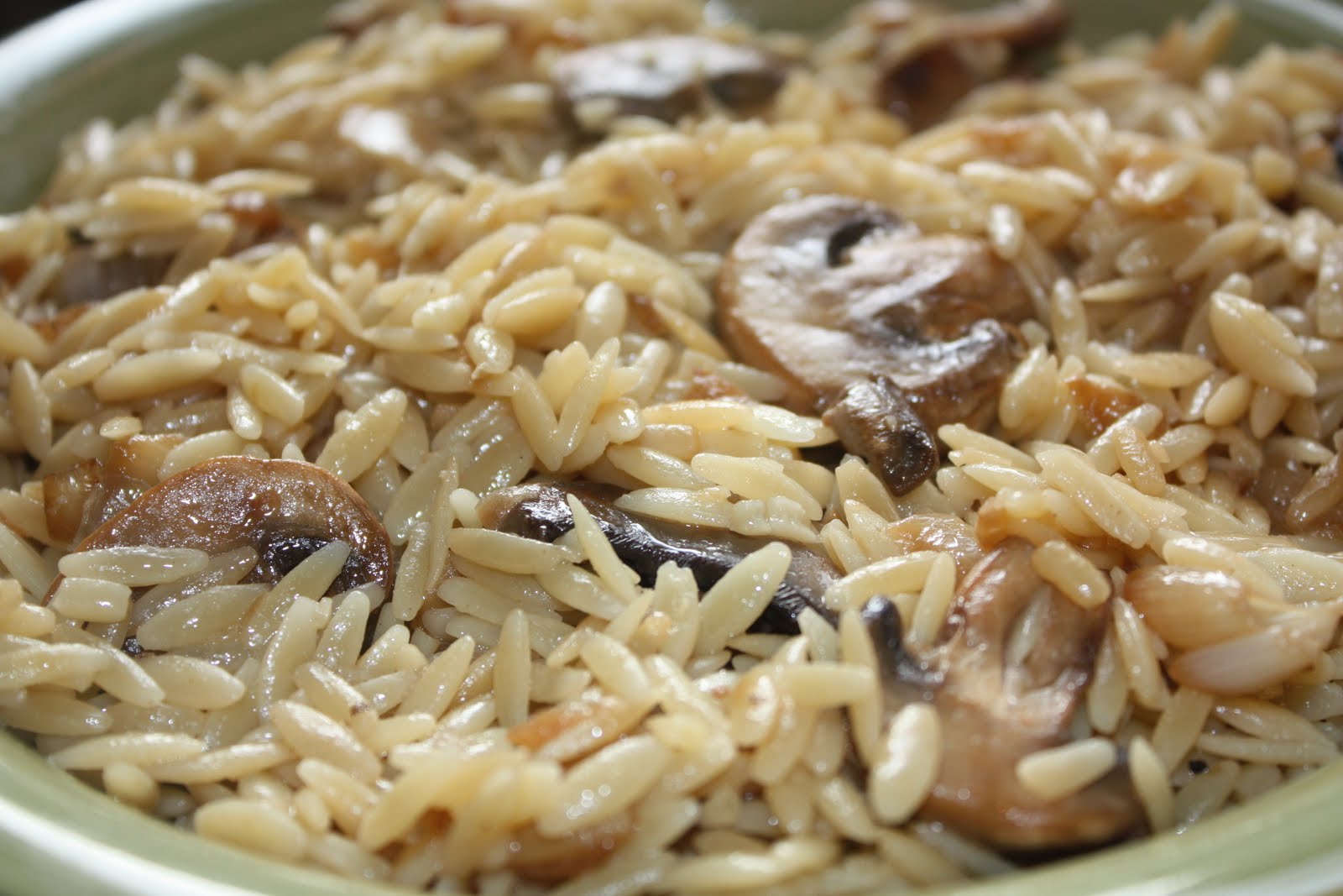 EVERYDAY SISTERS Orzo with Sauteed Onions and Mushrooms