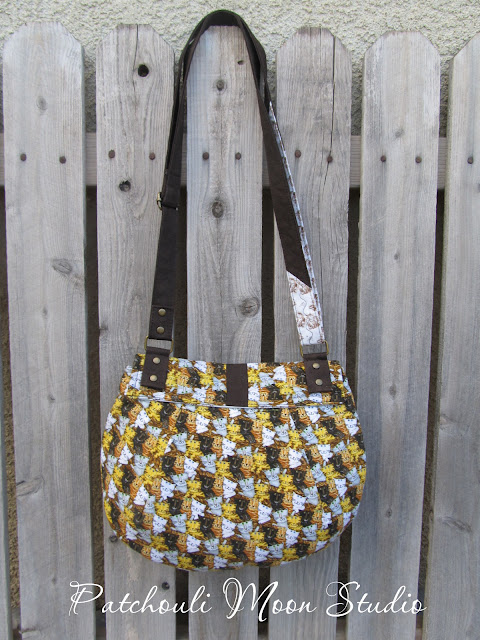 Patchouli Moon Studio~ Small Oriole Bag in Cat Print