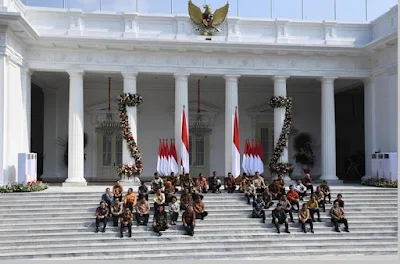 Susunan menteri - menteri Kabinet Indonesia Maju periode 2019-2024 Jokowi - Ma'ruf Amin