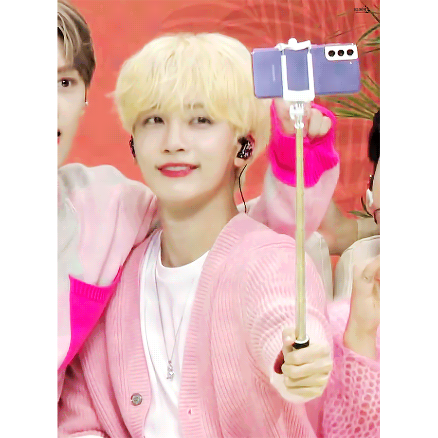 210808%2BCARAT%2BLAND%2B%25EC%2596%25B4%