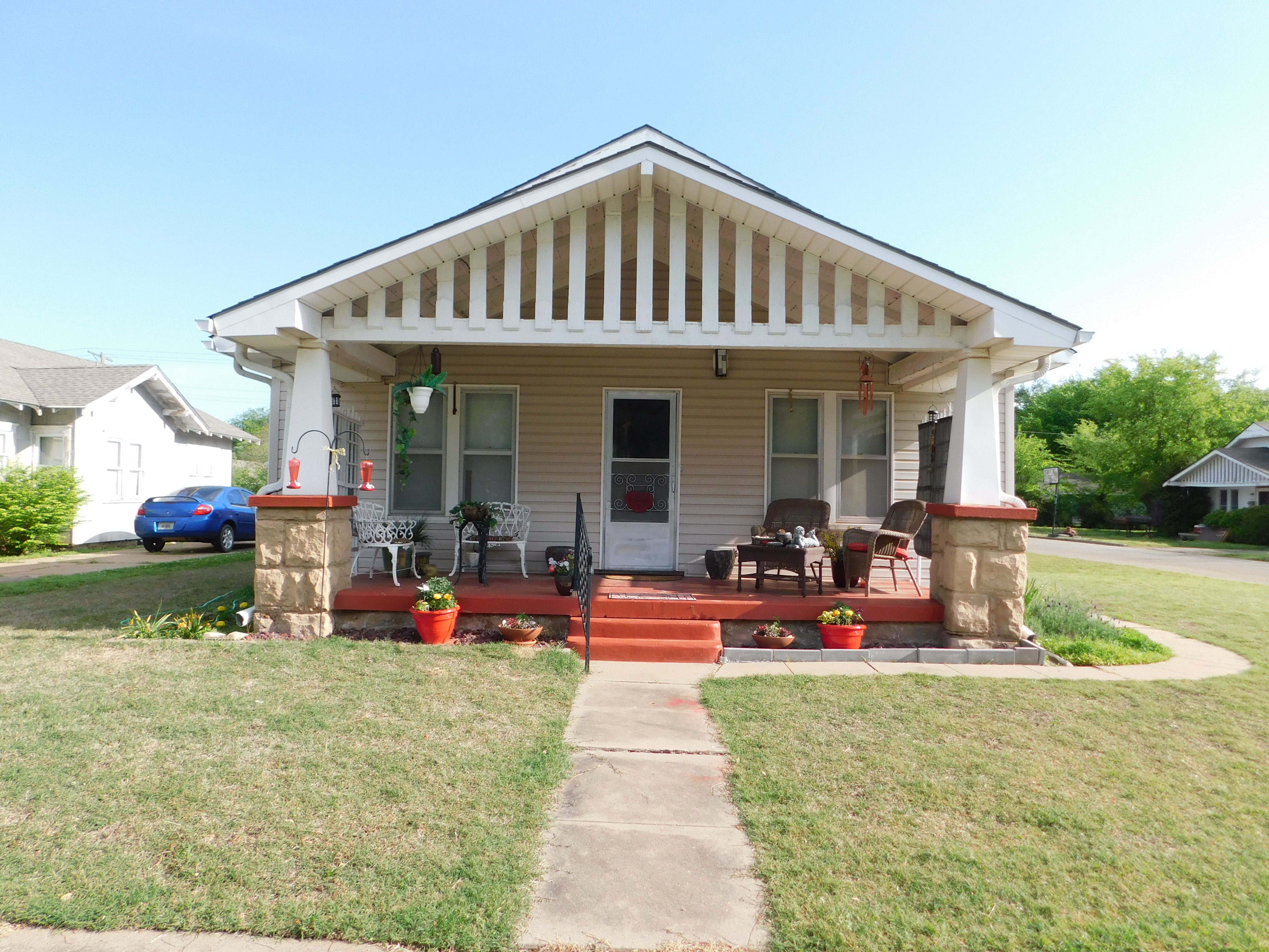 ONE CUSHING HOME A History