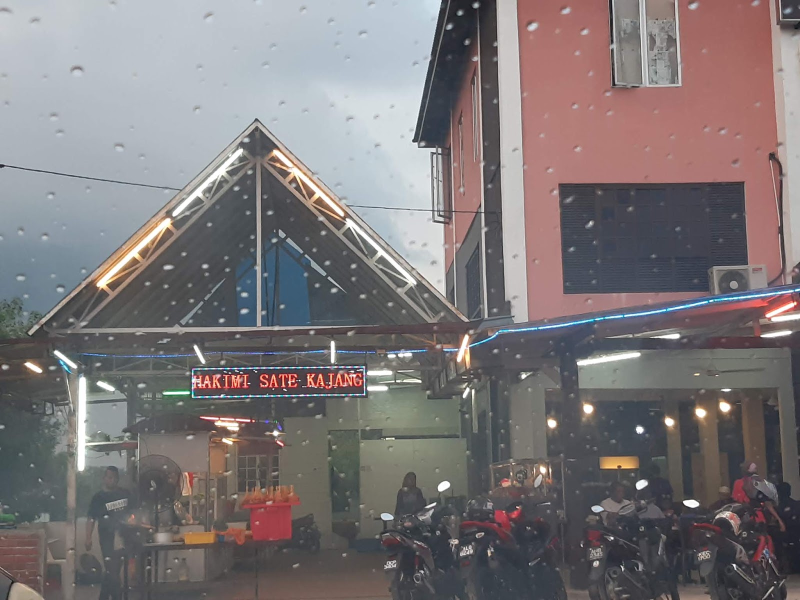 Kami Suka Makan, Kami Suka Jalan