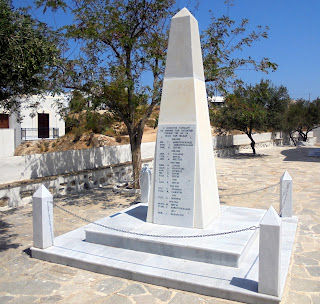 Μνημείο πεσόντων στο Γλινάδο